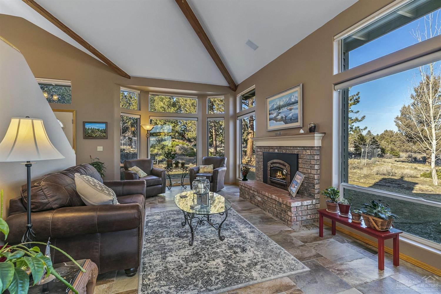 20516 Rusticate Road Bend, OR 97702 - Photo 4 of 25 Additional Photo