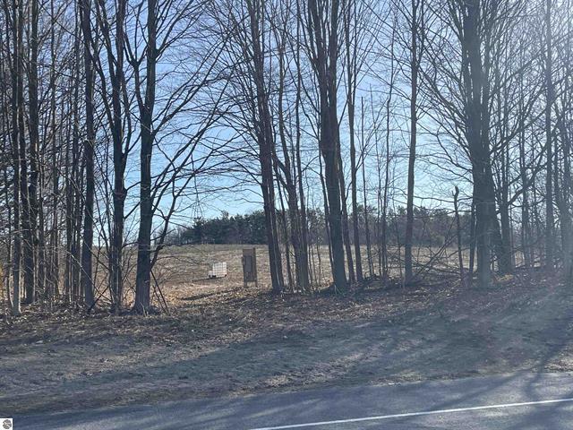 11178 East 48 Road Cadillac, MI 49601 - Photo 5 of 13 5a