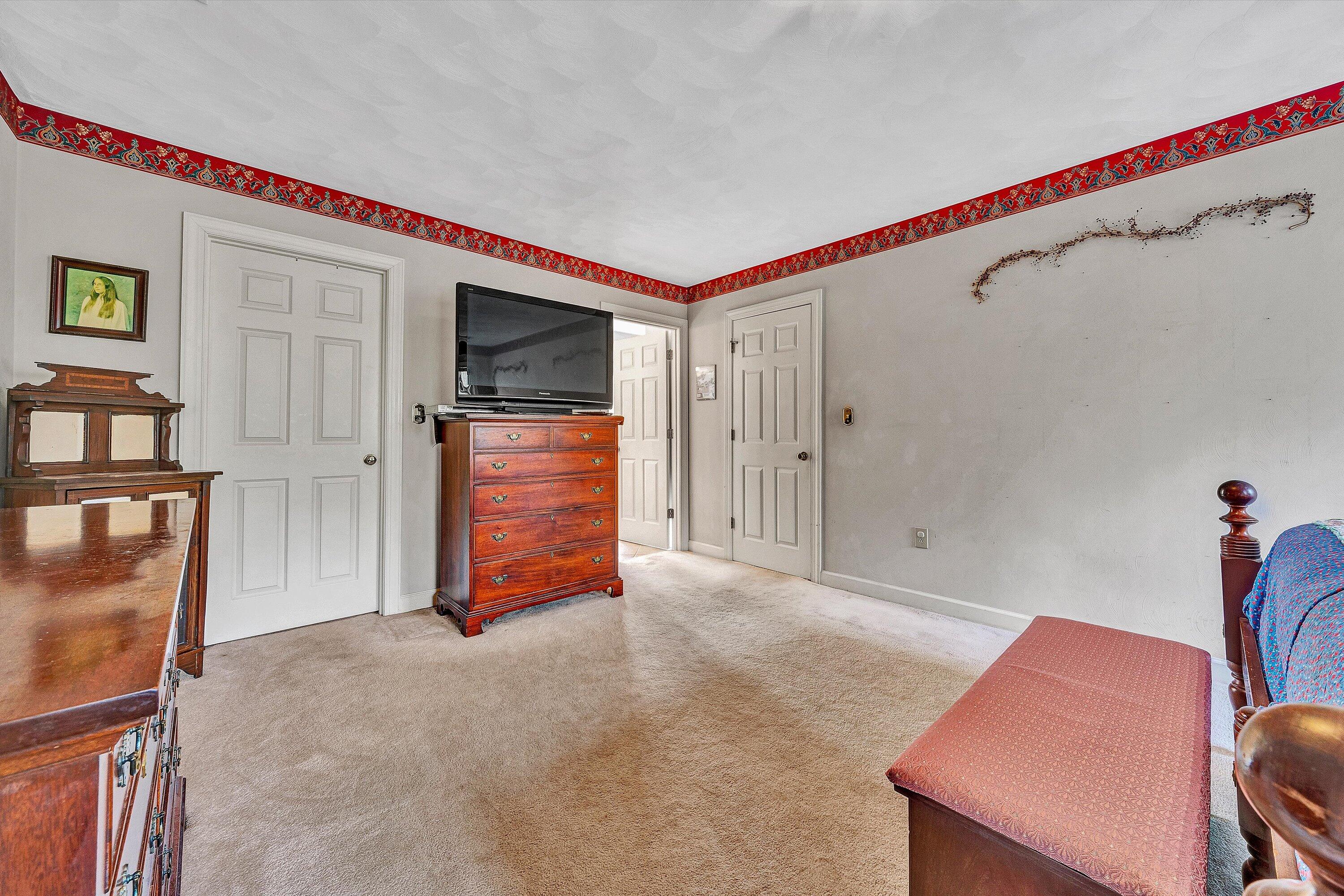 5504 South Roselawn Road Roanoke, VA 24018 - Photo 22 of 37 23-VM-02835