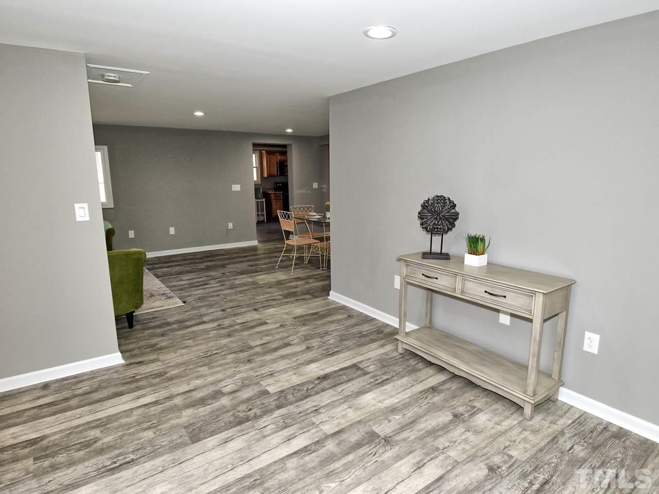 261 Raleigh Farms Road Youngsville, NC 27596 - Photo 4 of 29 Gallery Image 4