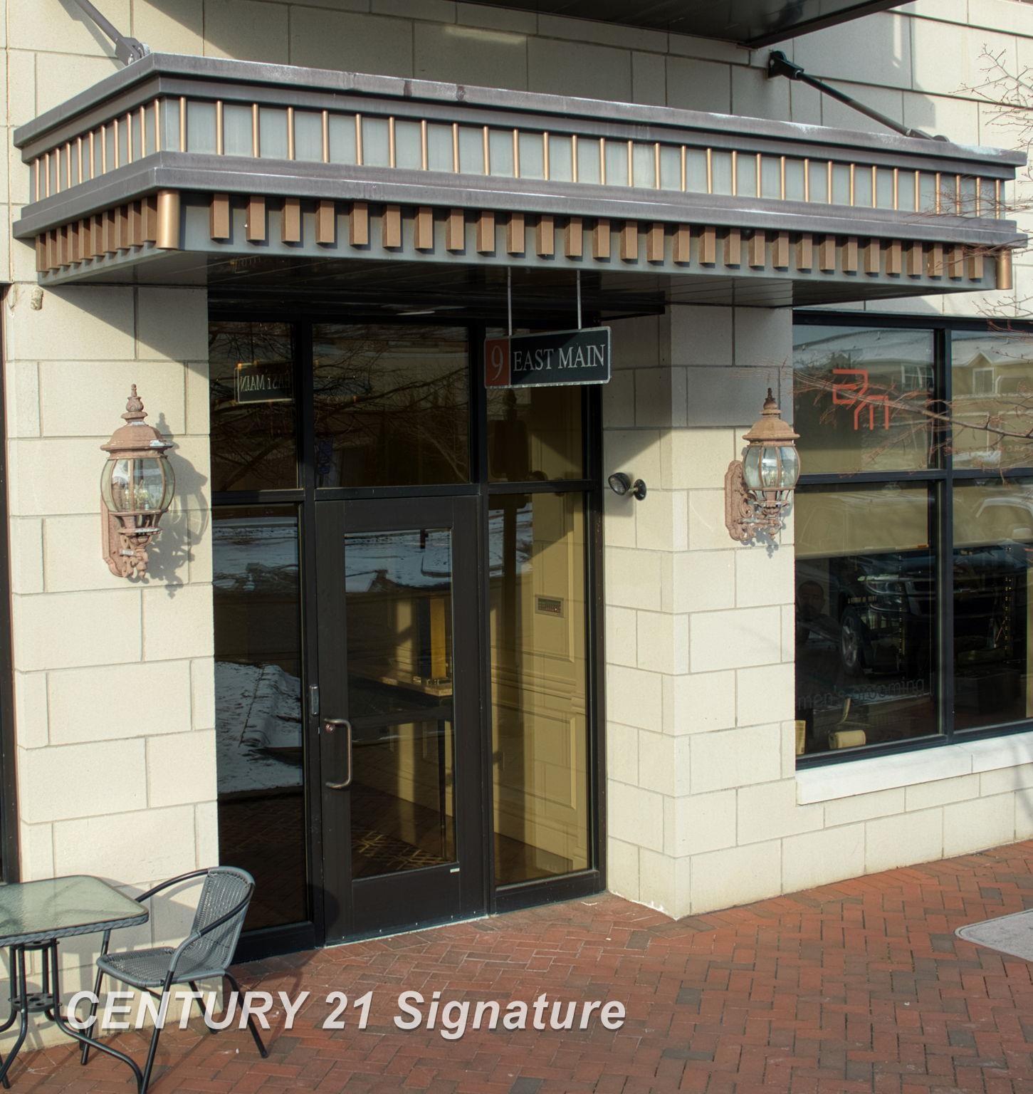 9 East Main Street Bay City, MI 48708 - Photo 1 of 26 50166470-26610c33-5e43-4bcf-a29b-68d36a17e882.JPG