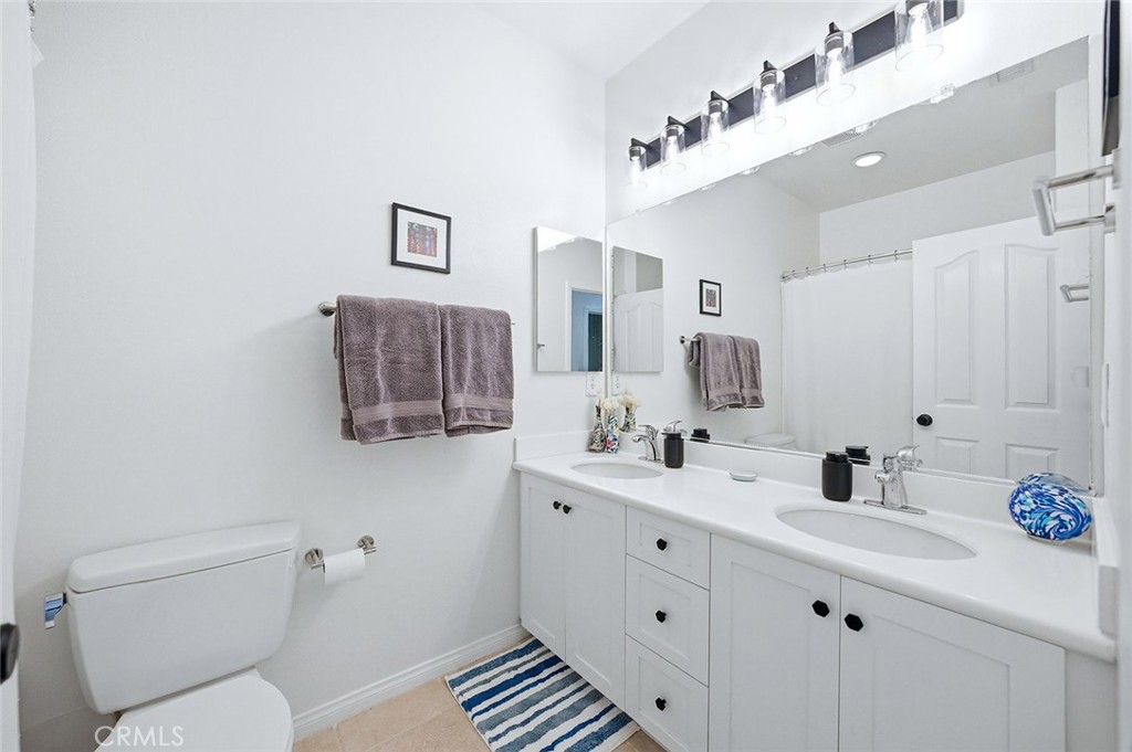 23 Aryshire Lane Ladera Ranch, CA 92694 - Photo 17 of 37