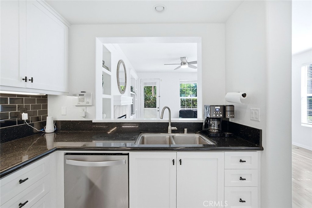 23 Aryshire Lane Ladera Ranch, CA 92694 - Photo 5 of 37