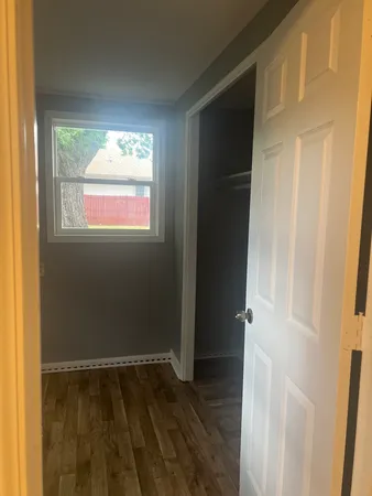 $800 | 2622 Hanson Street, Unit 1, Rockford, IL 61109