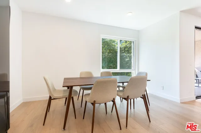 $999,000 | 14539 Benefit Street, Unit 201, Sherman Oaks, CA 91403