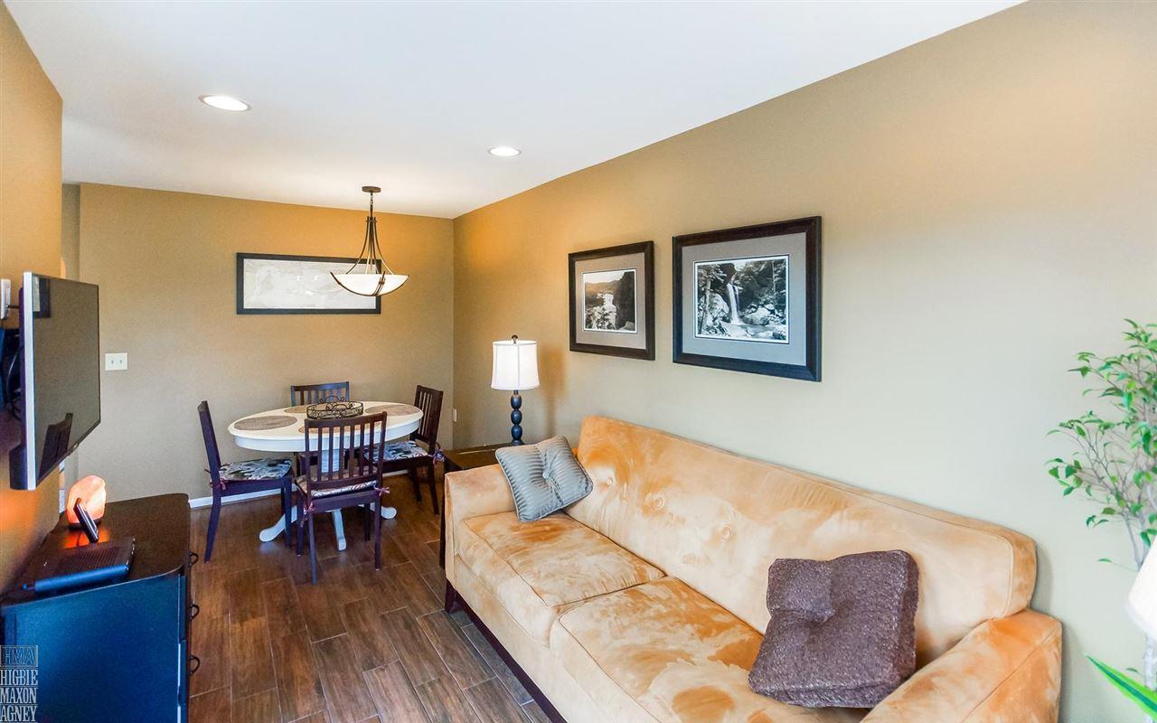 1270 North Oxford Road Grosse Pointe, MI 48236 - Photo 10 of 25 31313374-9.JPG