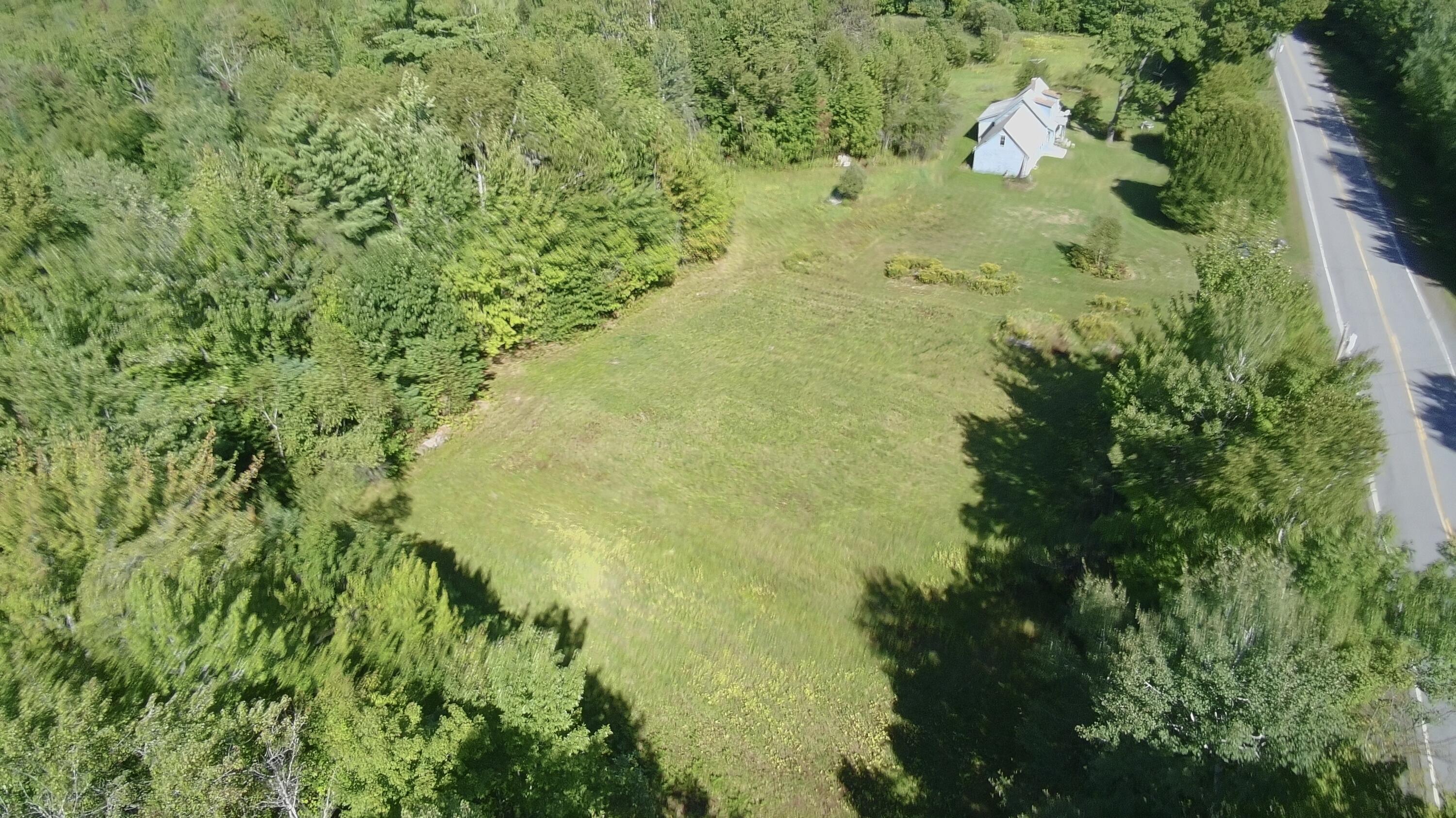 4566892_100DRONE_SING0265