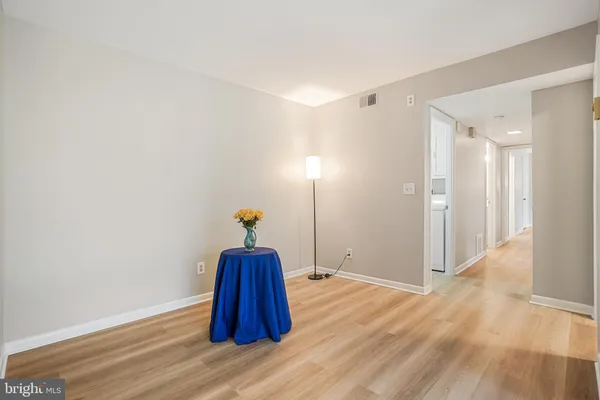 $218,900 | 15301 Beaverbrook Court, Unit 922B, Silver Spring, MD 20906