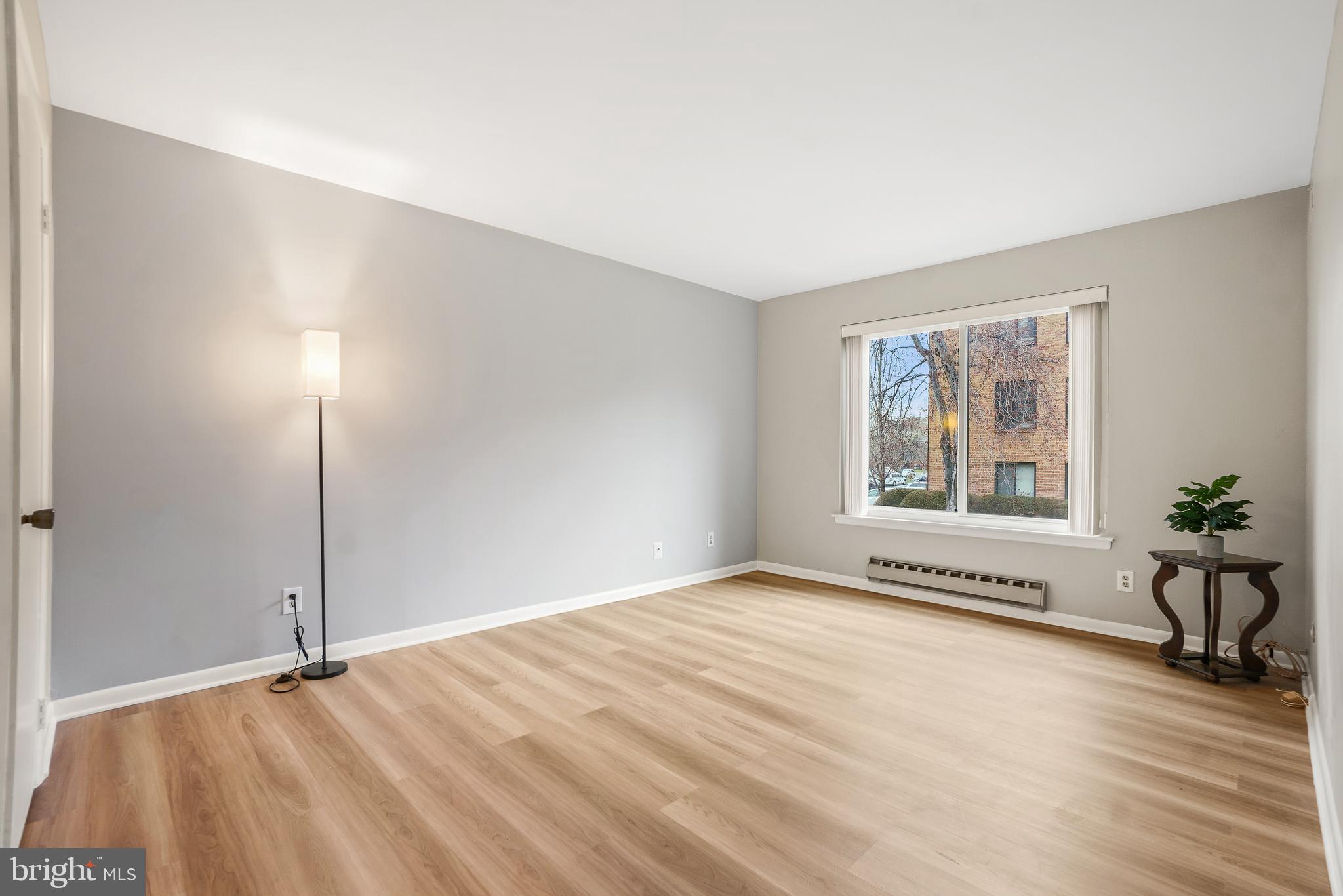 15301 Beaverbrook Court, Unit 922B Silver Spring, MD 20906 - Photo 4 of 47 Large Primary Bedroom