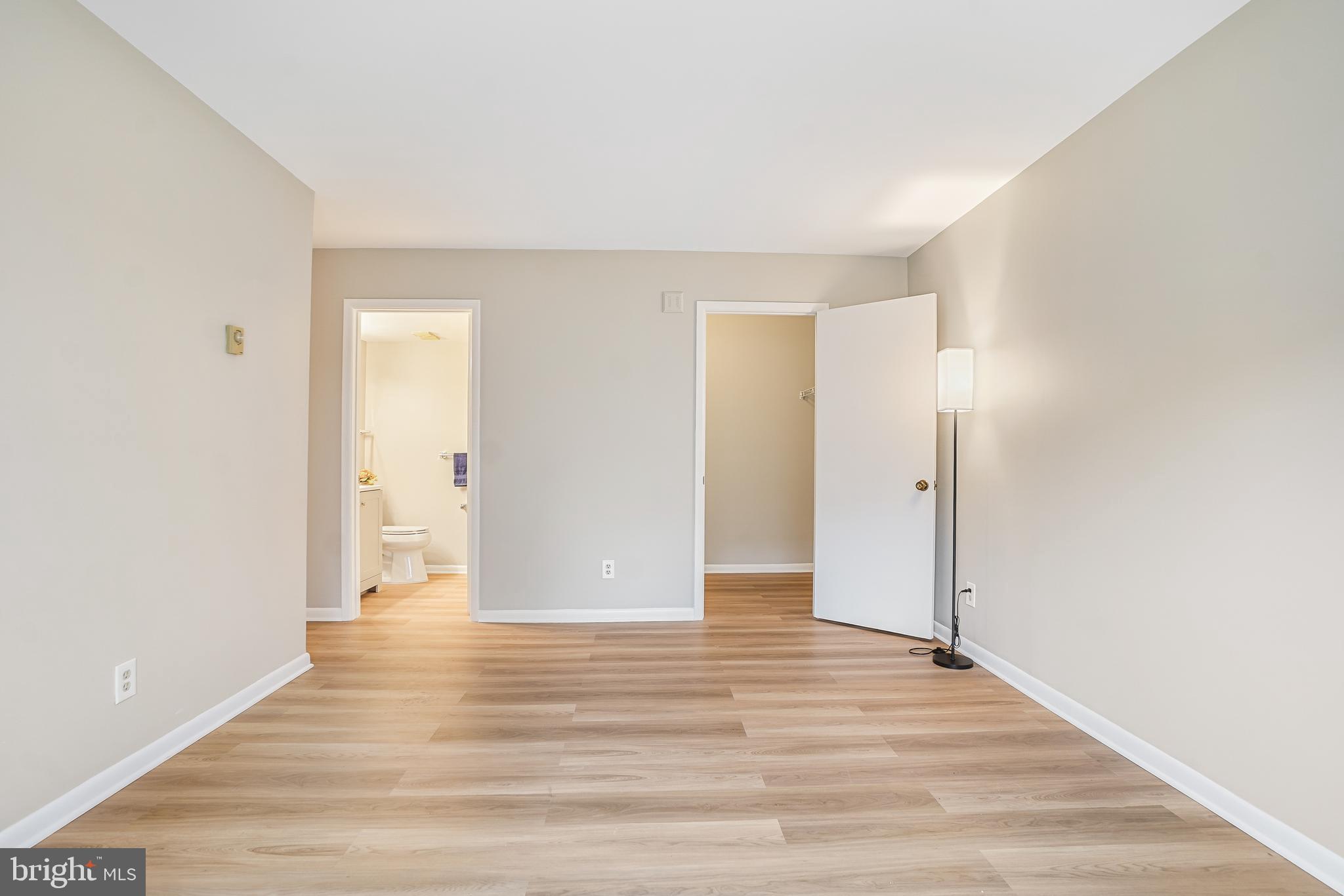 15301 Beaverbrook Court, Unit 922B Silver Spring, MD 20906 - Photo 5 of 47 Primary Bedroom