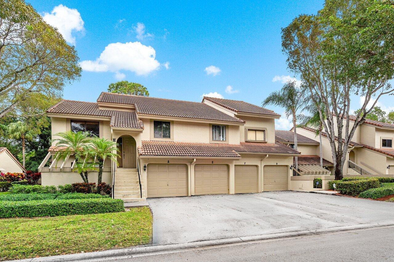 5630 Coach House Circle, Unit F Boca Raton, FL 33486 - Photo 5 of 34 PRI