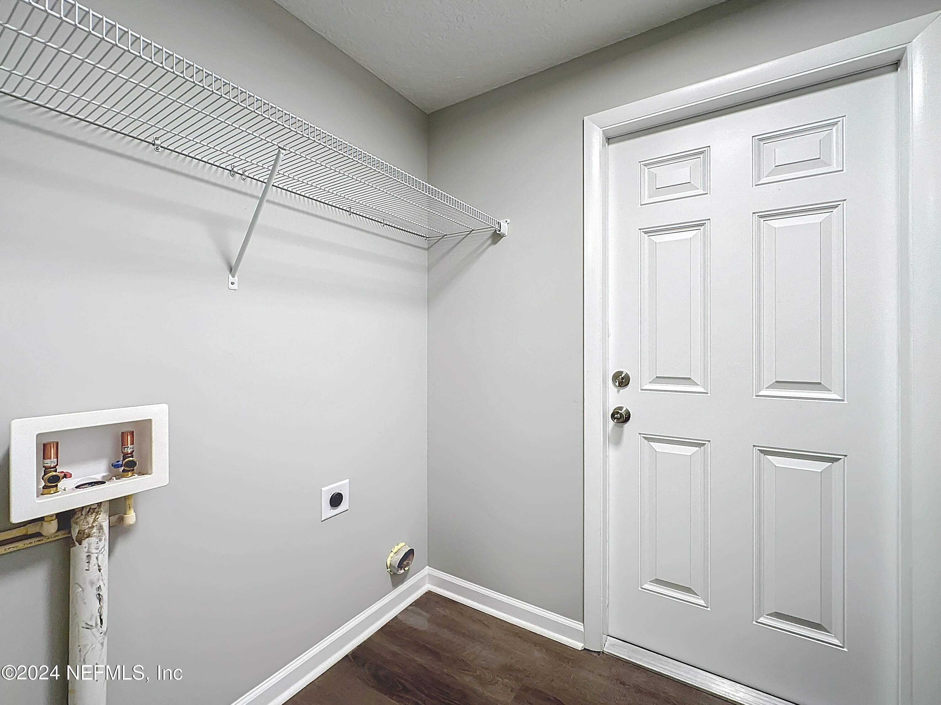 242 Shores Boulevard St. Augustine, FL 32086 - Photo 29 of 42 a view of a room with wooden floor