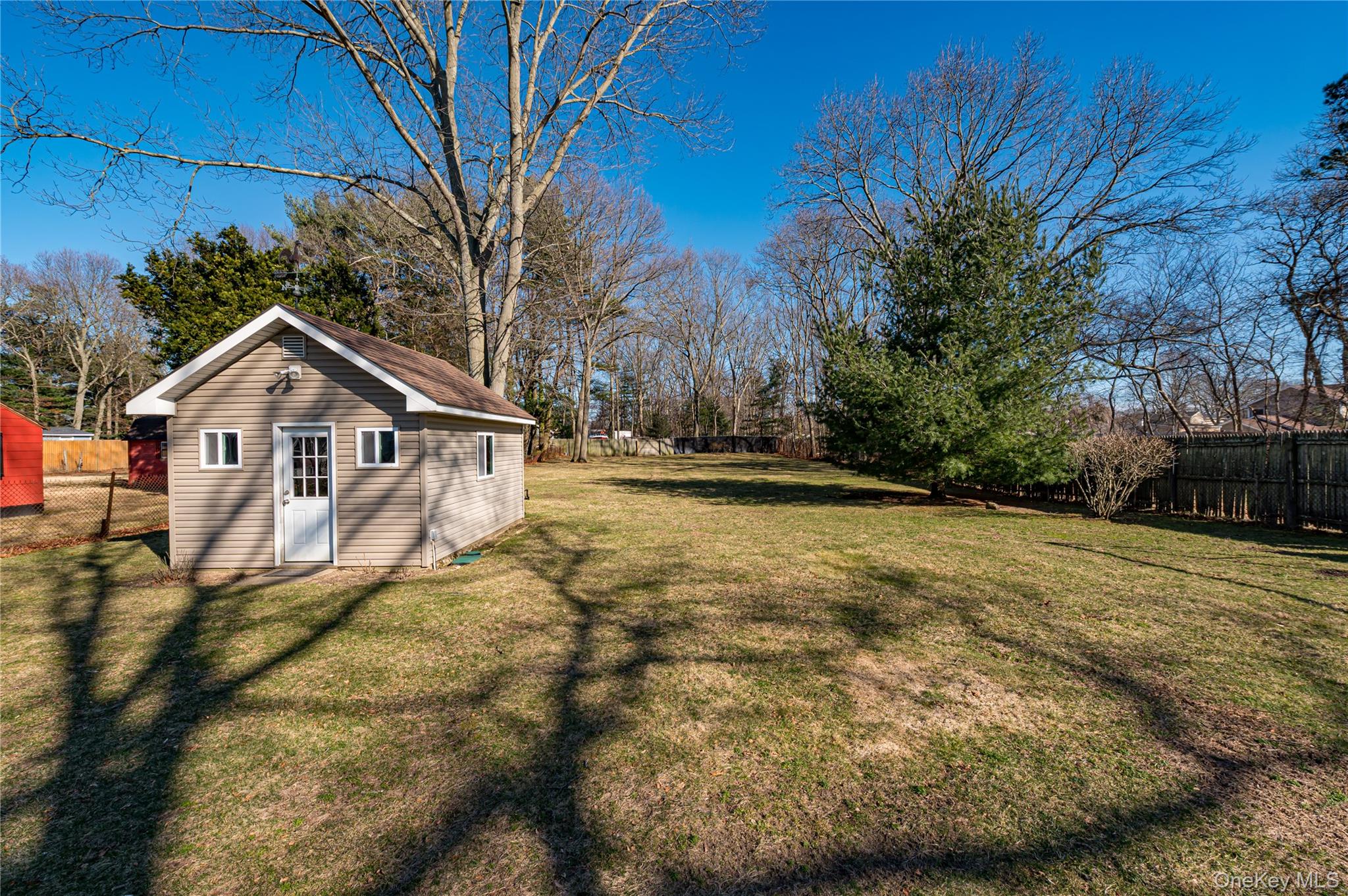 869 Udall Road West Islip, NY 11795 - Photo 14 of 16