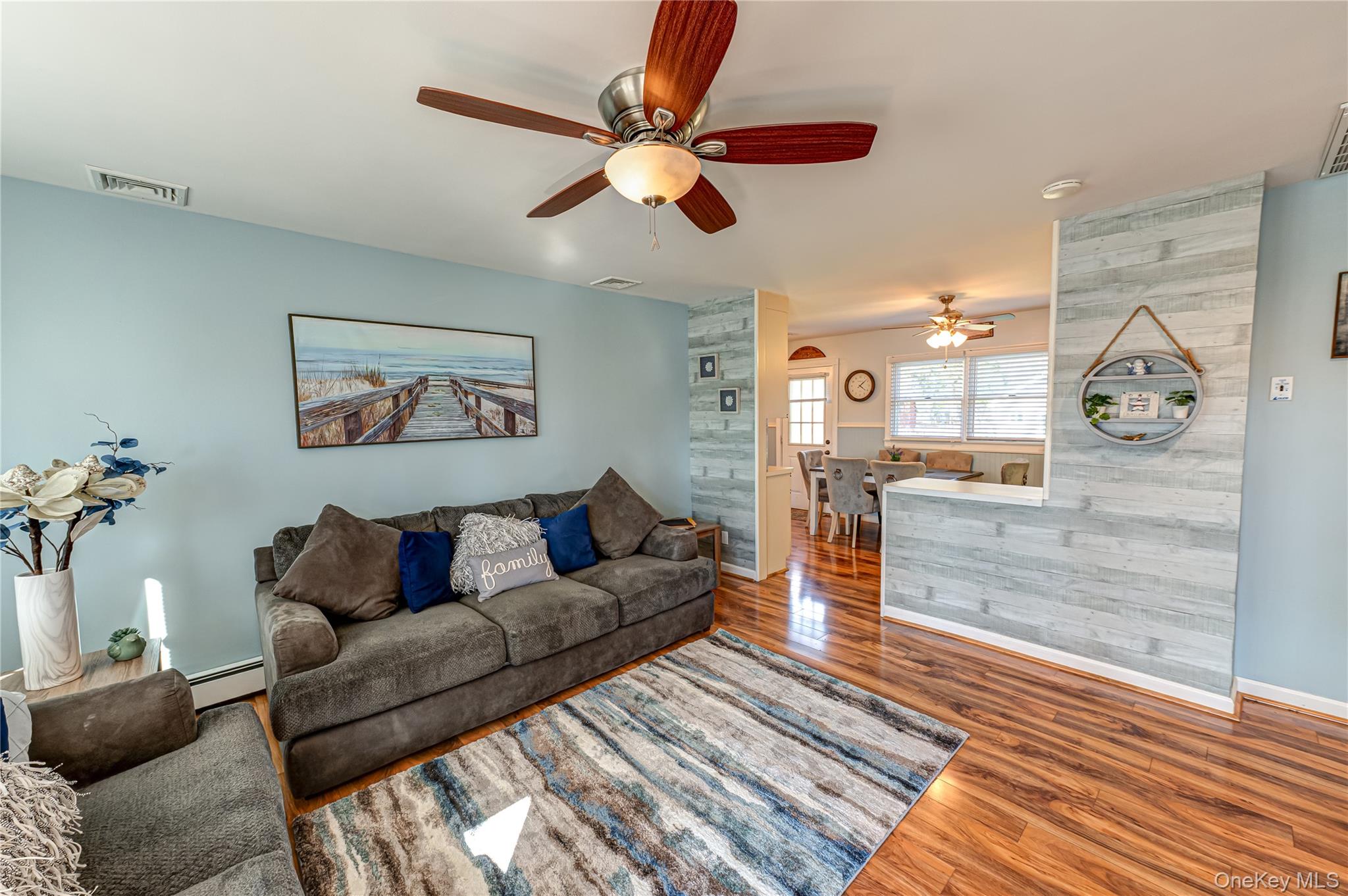 869 Udall Road West Islip, NY 11795 - Photo 4 of 16