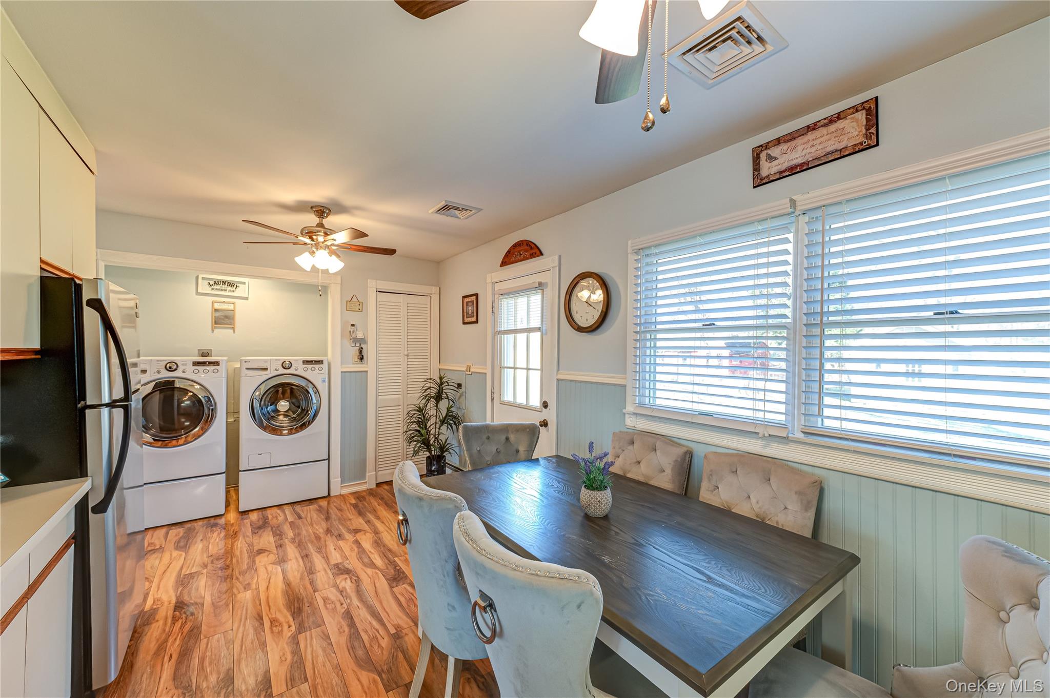 869 Udall Road West Islip, NY 11795 - Photo 7 of 16