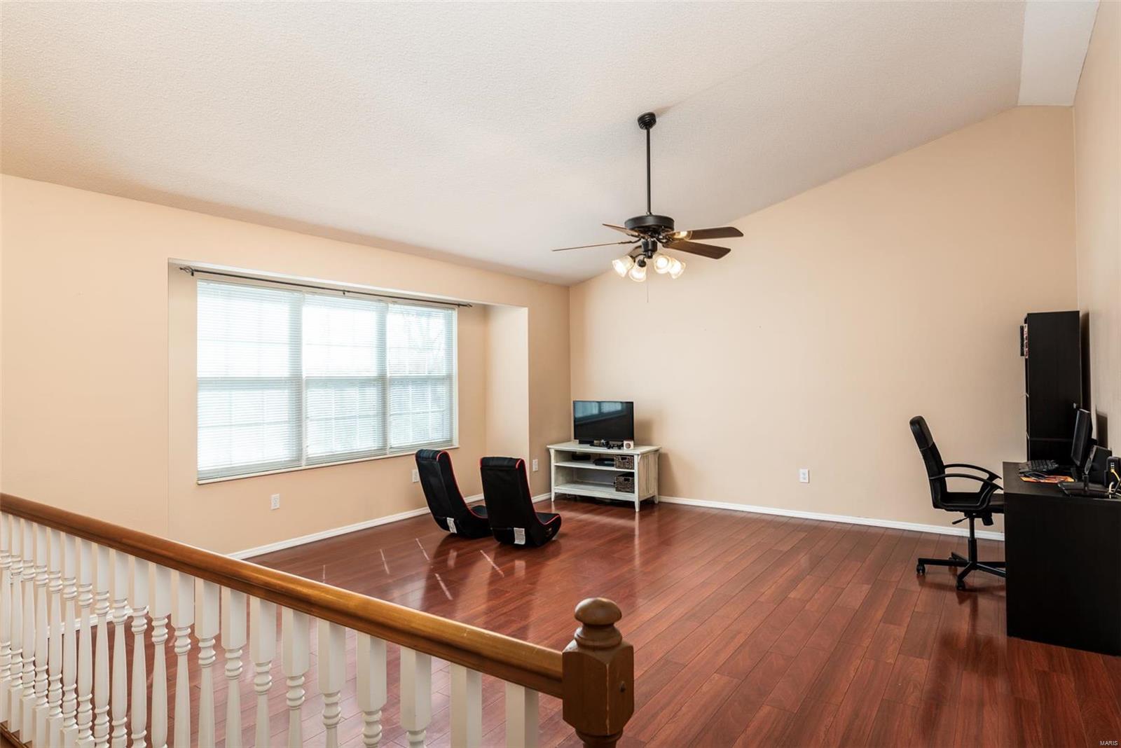 1549 Round Top Ridge O'Fallon, IL 62269 - Photo 14 of 31