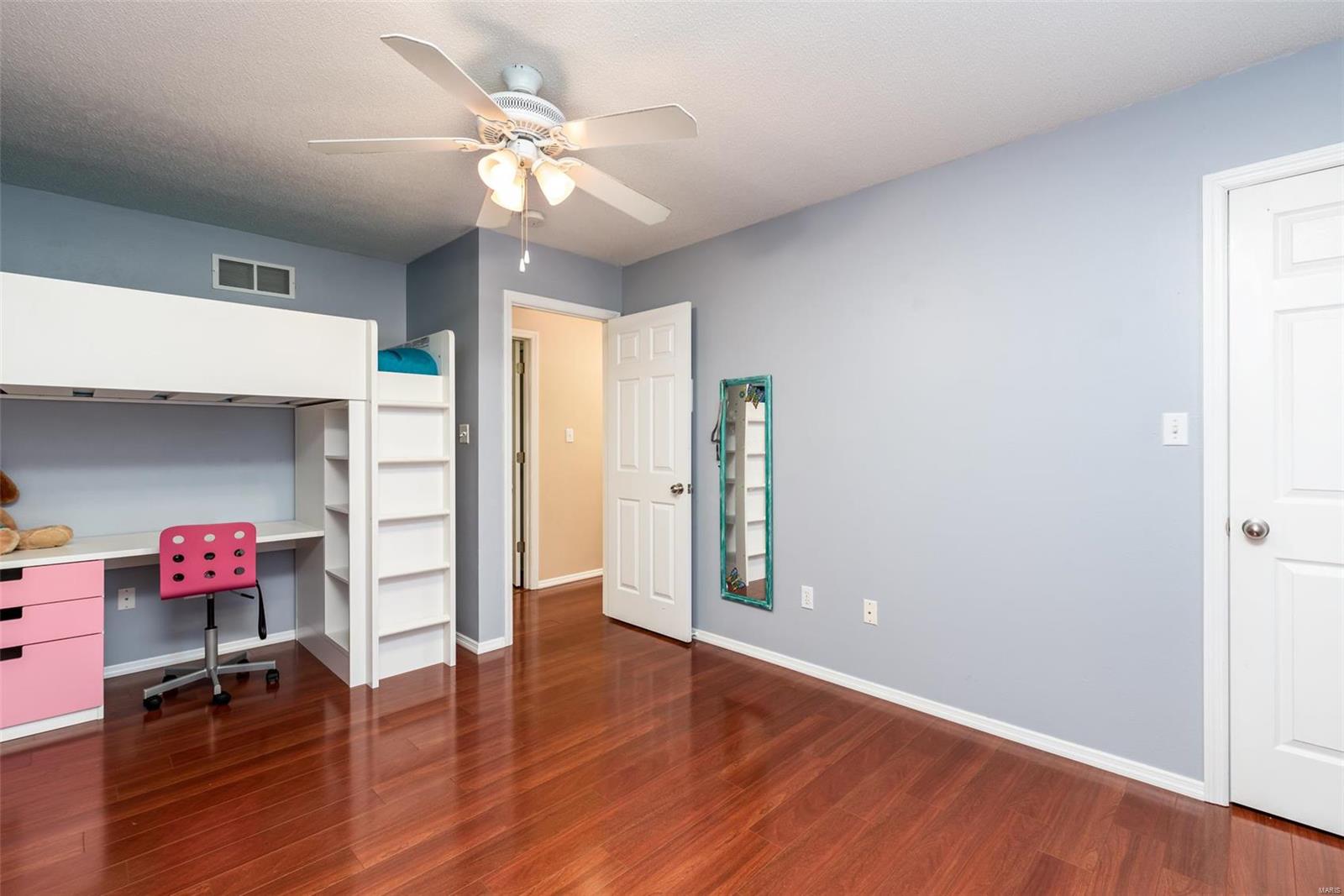 1549 Round Top Ridge O'Fallon, IL 62269 - Photo 19 of 31