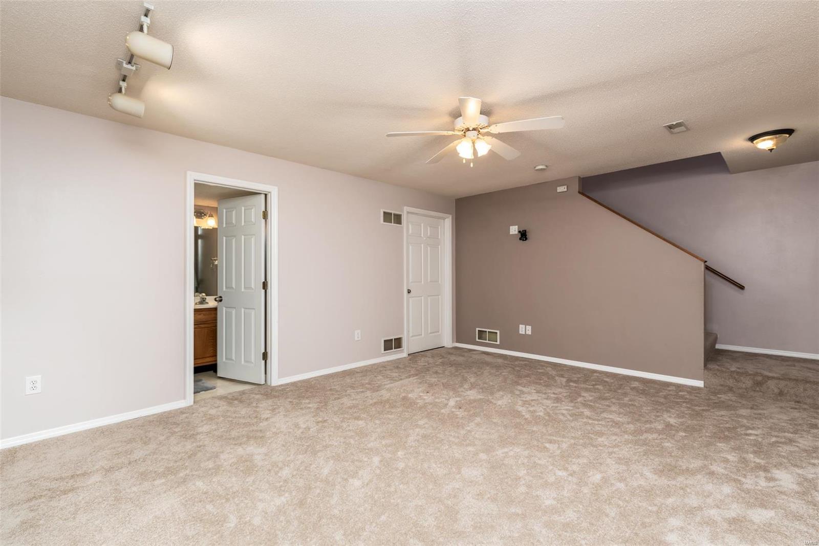 1549 Round Top Ridge O'Fallon, IL 62269 - Photo 24 of 31