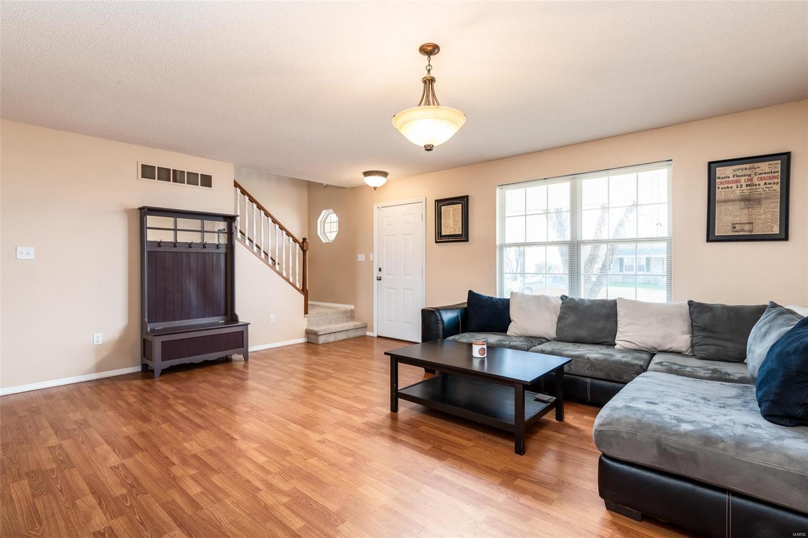 1549 Round Top Ridge O'Fallon, IL 62269 - Photo 5 of 31