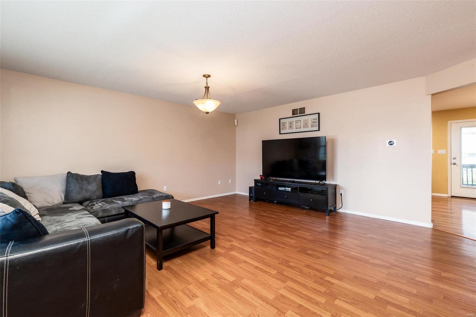 1549 Round Top Ridge O'Fallon, IL 62269 - Photo 6 of 31