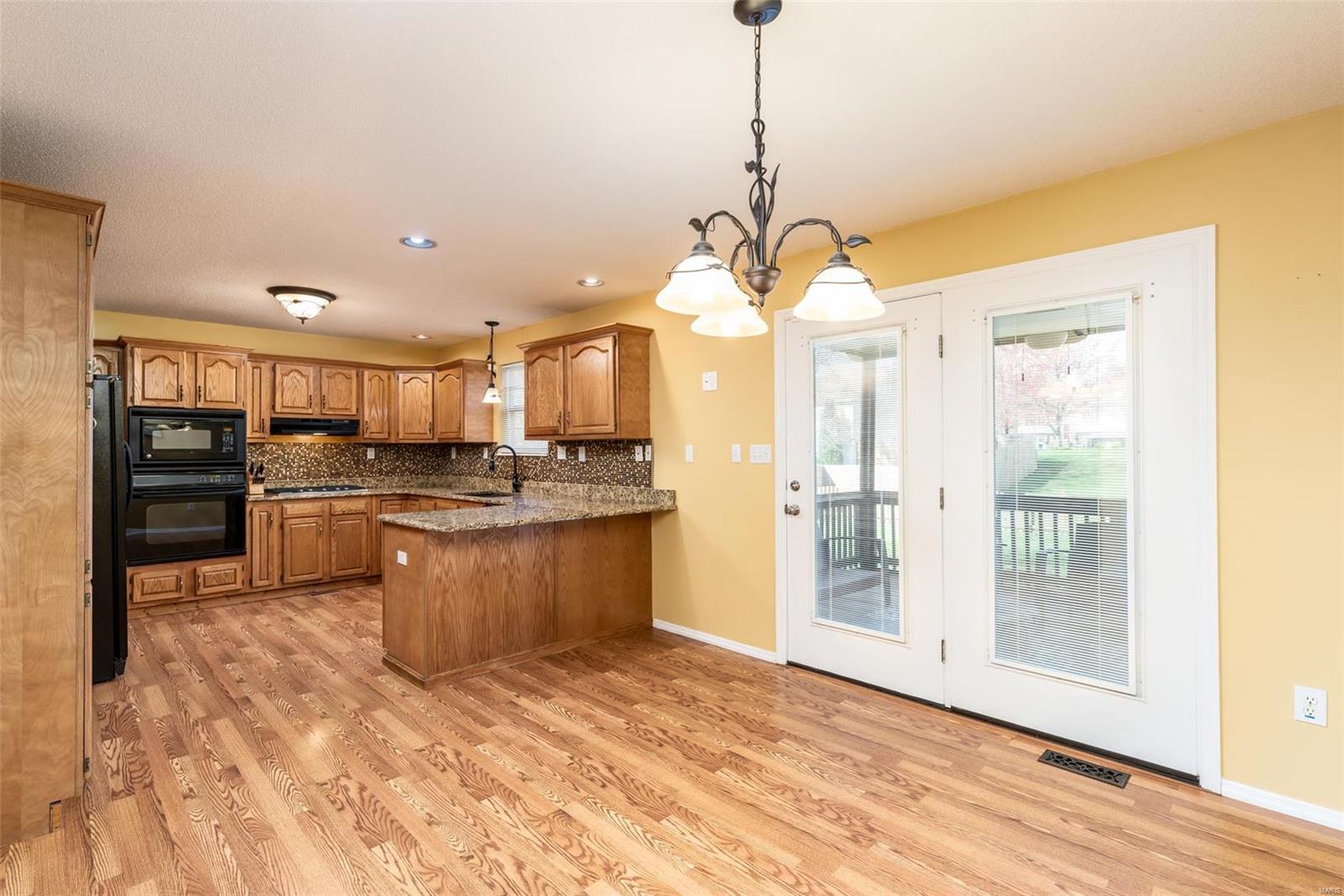 1549 Round Top Ridge O'Fallon, IL 62269 - Photo 7 of 31