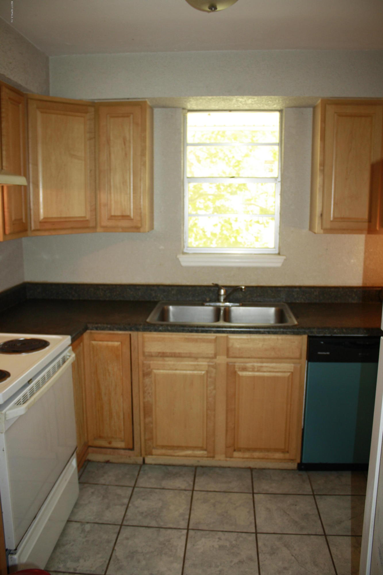 7341 El Ocho Road, Unit 8 Jacksonville, FL 32216 - Photo 27 of 28 _MG_7008