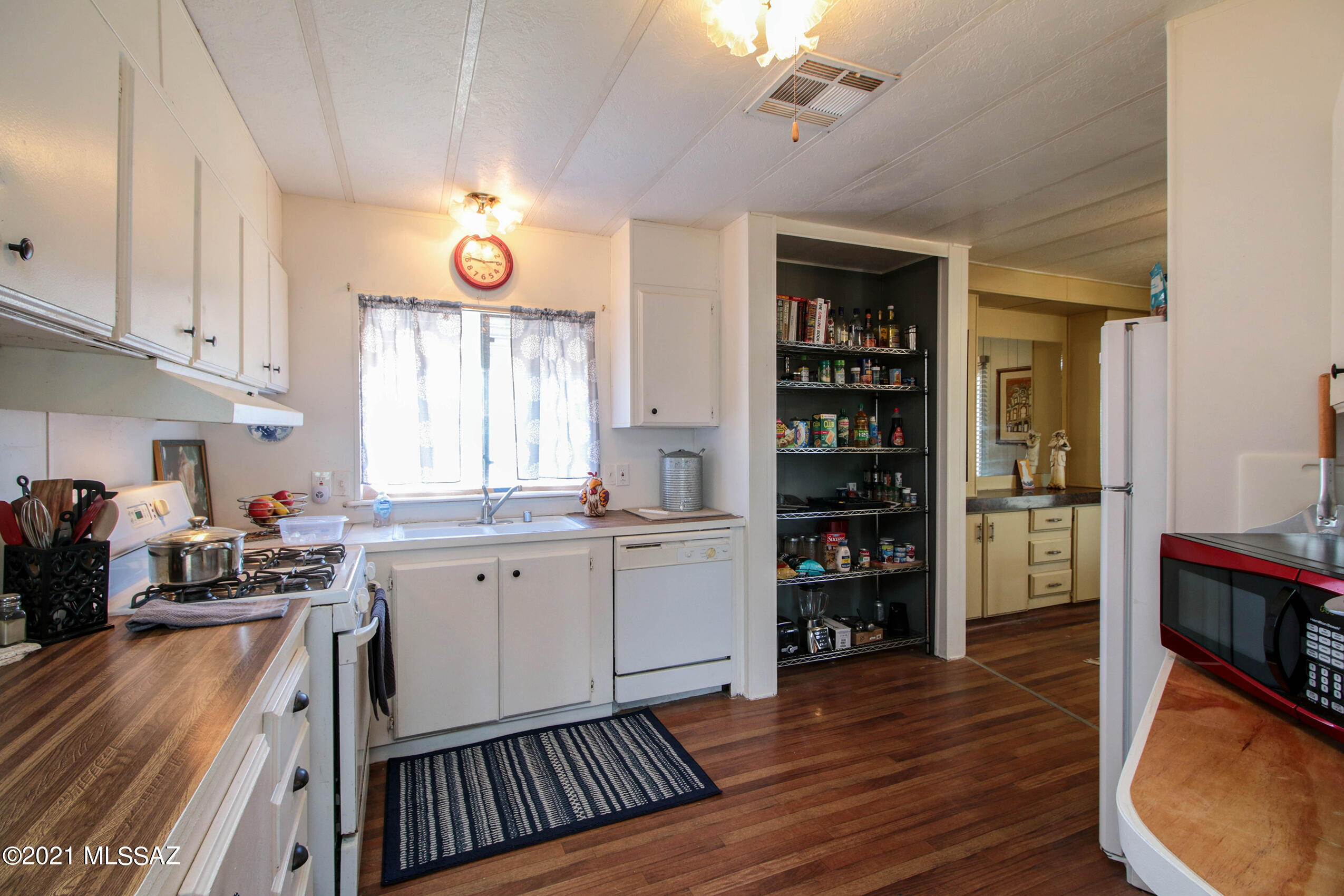 17642 West Chinle Road Marana, AZ 85653 - Photo 11 of 31
