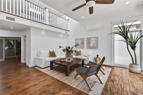 $1,999,999 | 818 North Juanita Avenue, Unit B, Redondo Beach, CA 90277