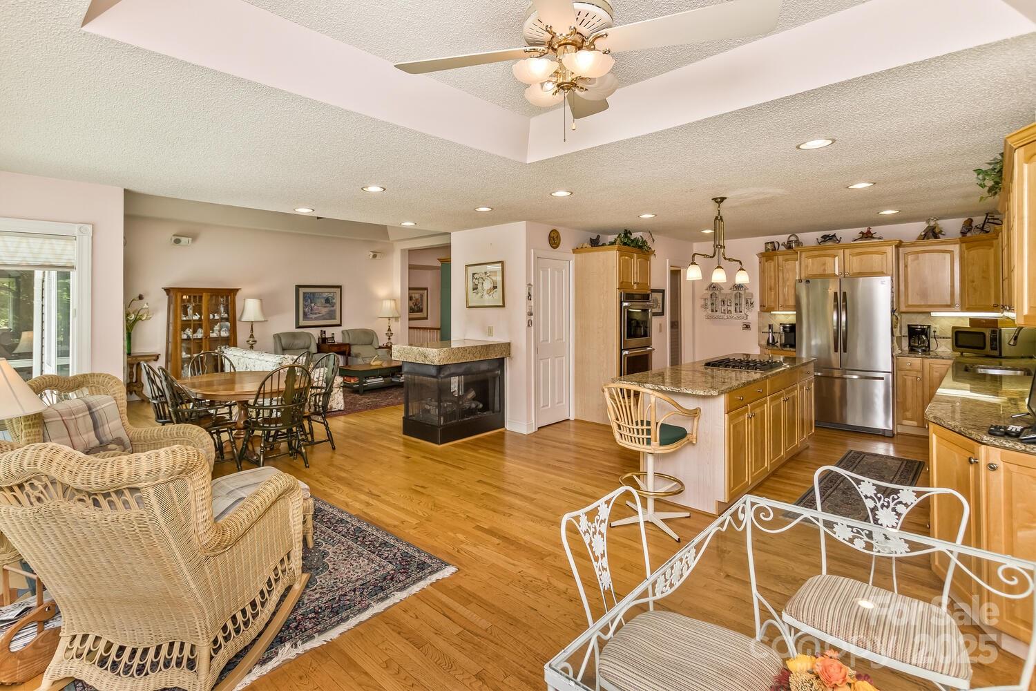 4471 Cove Loop Road Hendersonville, NC 28739 - Photo 12 of 30 Gallery Image 12