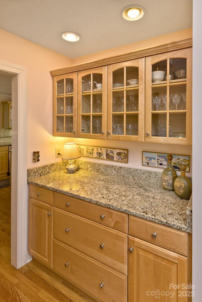 4471 Cove Loop Road Hendersonville, NC 28739 - Photo 16 of 30 Gallery Image 16