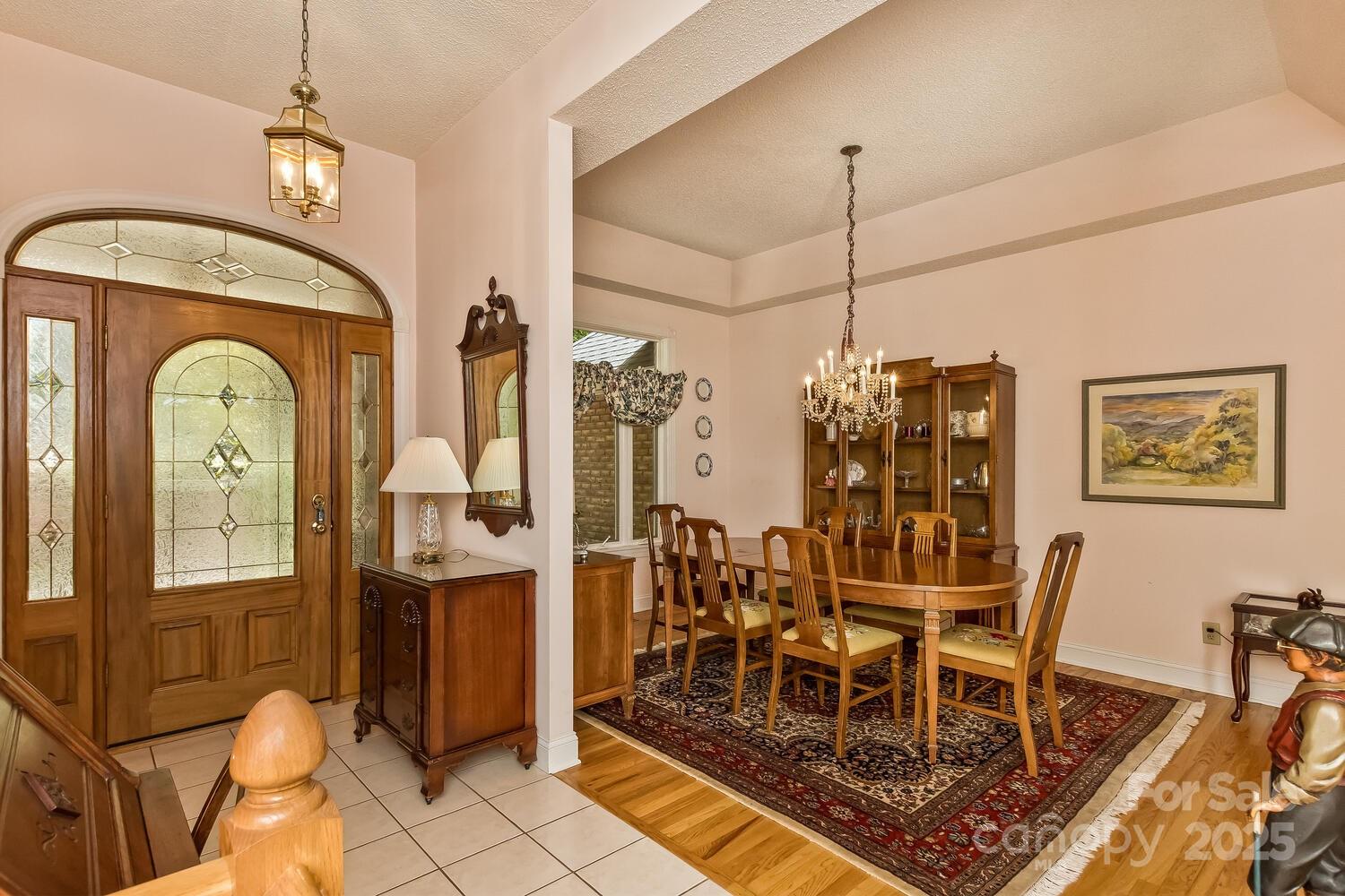 4471 Cove Loop Road Hendersonville, NC 28739 - Photo 7 of 30 Gallery Image 7