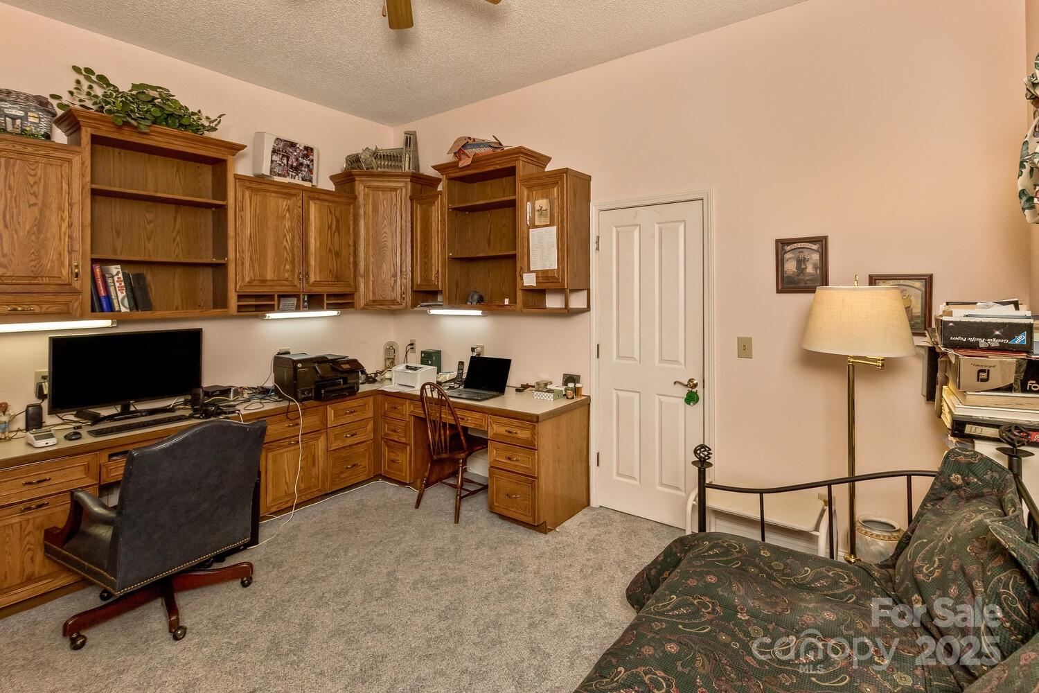 4471 Cove Loop Road Hendersonville, NC 28739 - Photo 10 of 30 Gallery Image 10