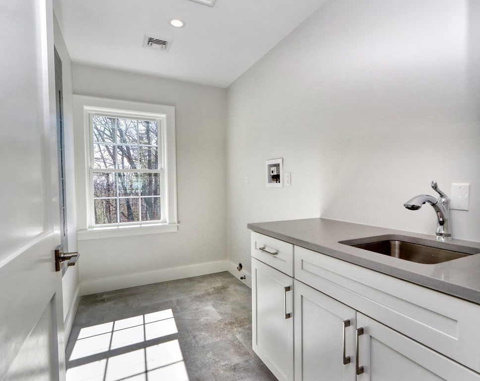 26 Hedgerow Ln. Westwood, MA 02090 - Photo 30 of 41