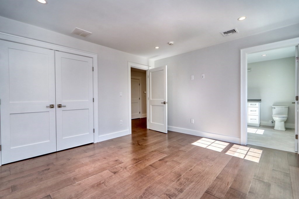 26 Hedgerow Ln. Westwood, MA 02090 - Photo 31 of 41