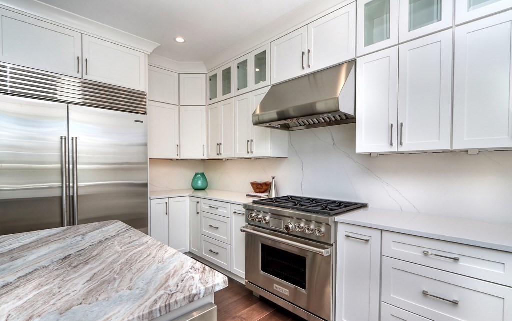 26 Hedgerow Ln. Westwood, MA 02090 - Photo 7 of 41