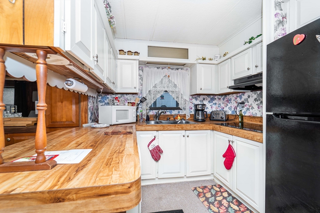 156 Windswept Road Wareham, MA 02576 - Photo 12 of 34