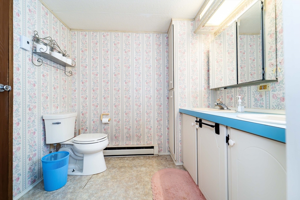 156 Windswept Road Wareham, MA 02576 - Photo 20 of 34