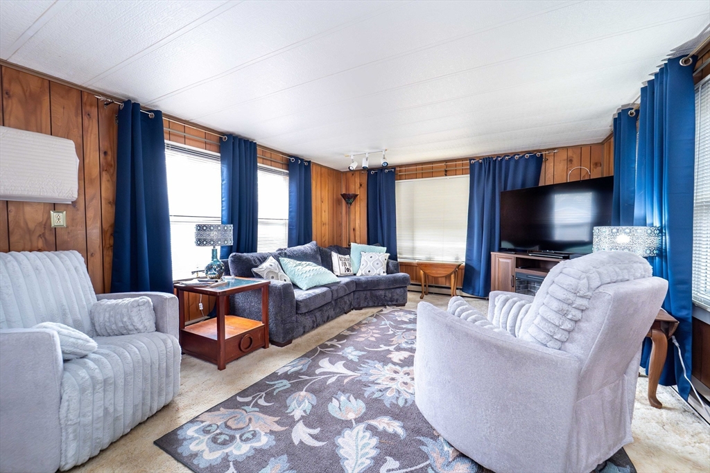 156 Windswept Road Wareham, MA 02576 - Photo 5 of 34