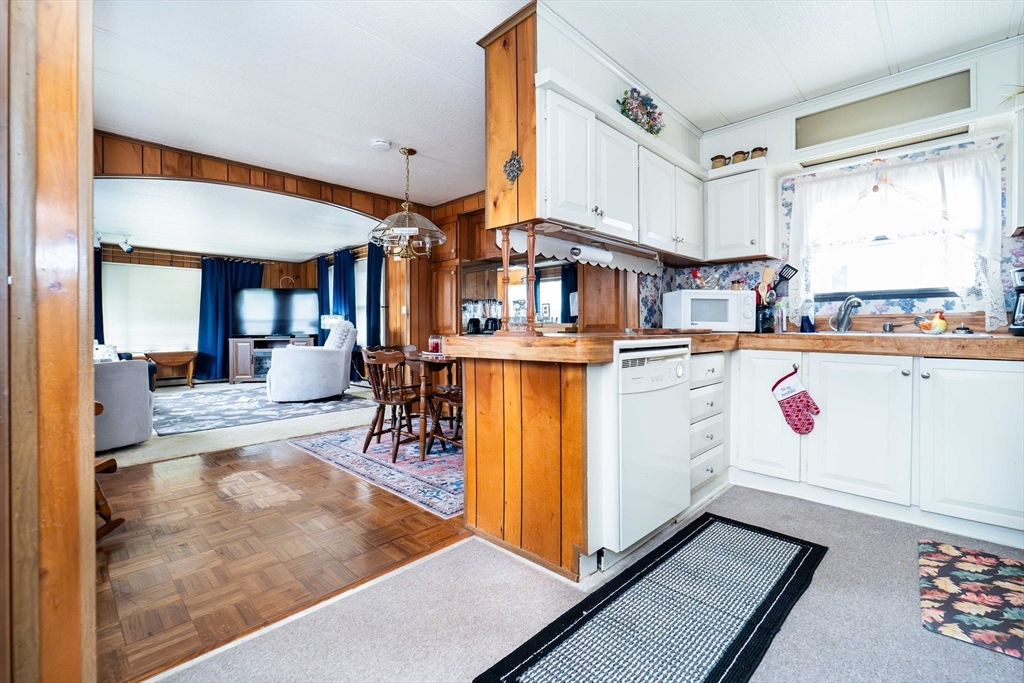 156 Windswept Road Wareham, MA 02576 - Photo 10 of 34