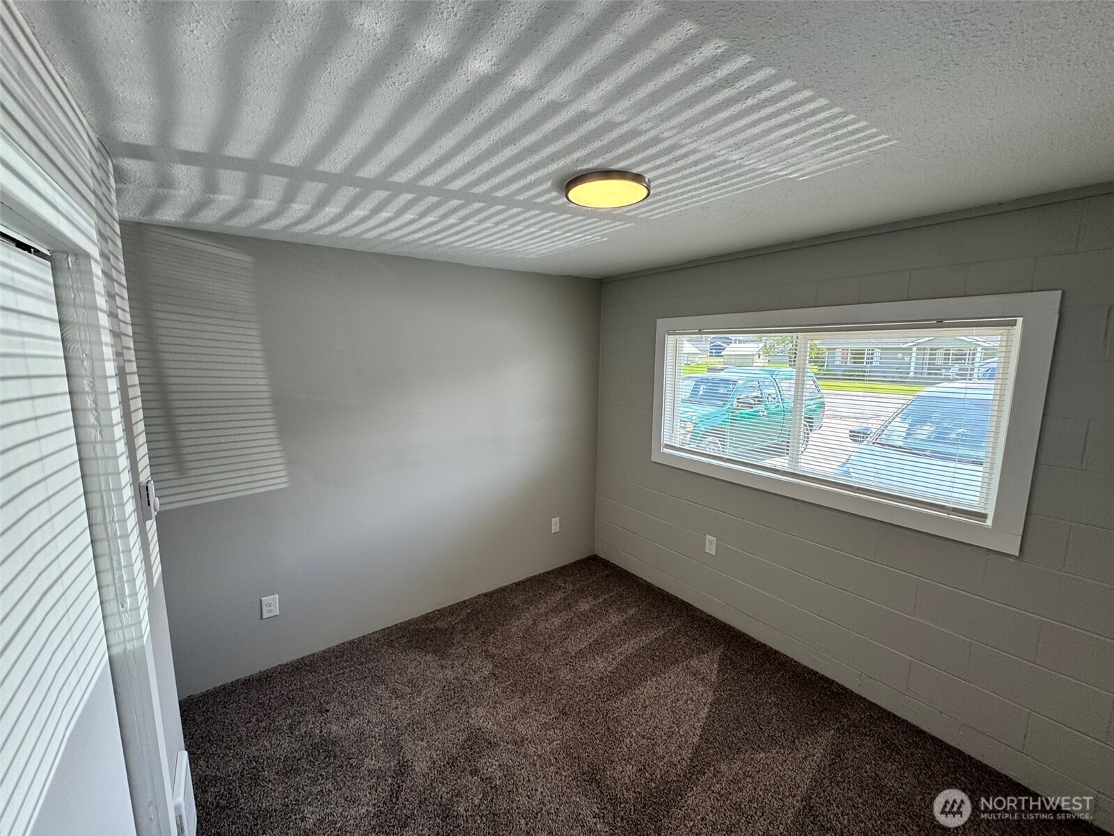 124 Mitchell Street Sumas, WA 98295 - Photo 23 of 36