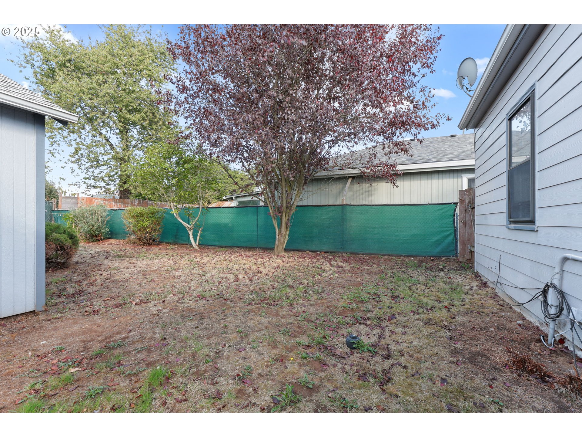8233 Northeast Tillamook Street Portland, OR 97220 - Photo 30 of 46 a view of outdoor space and yard