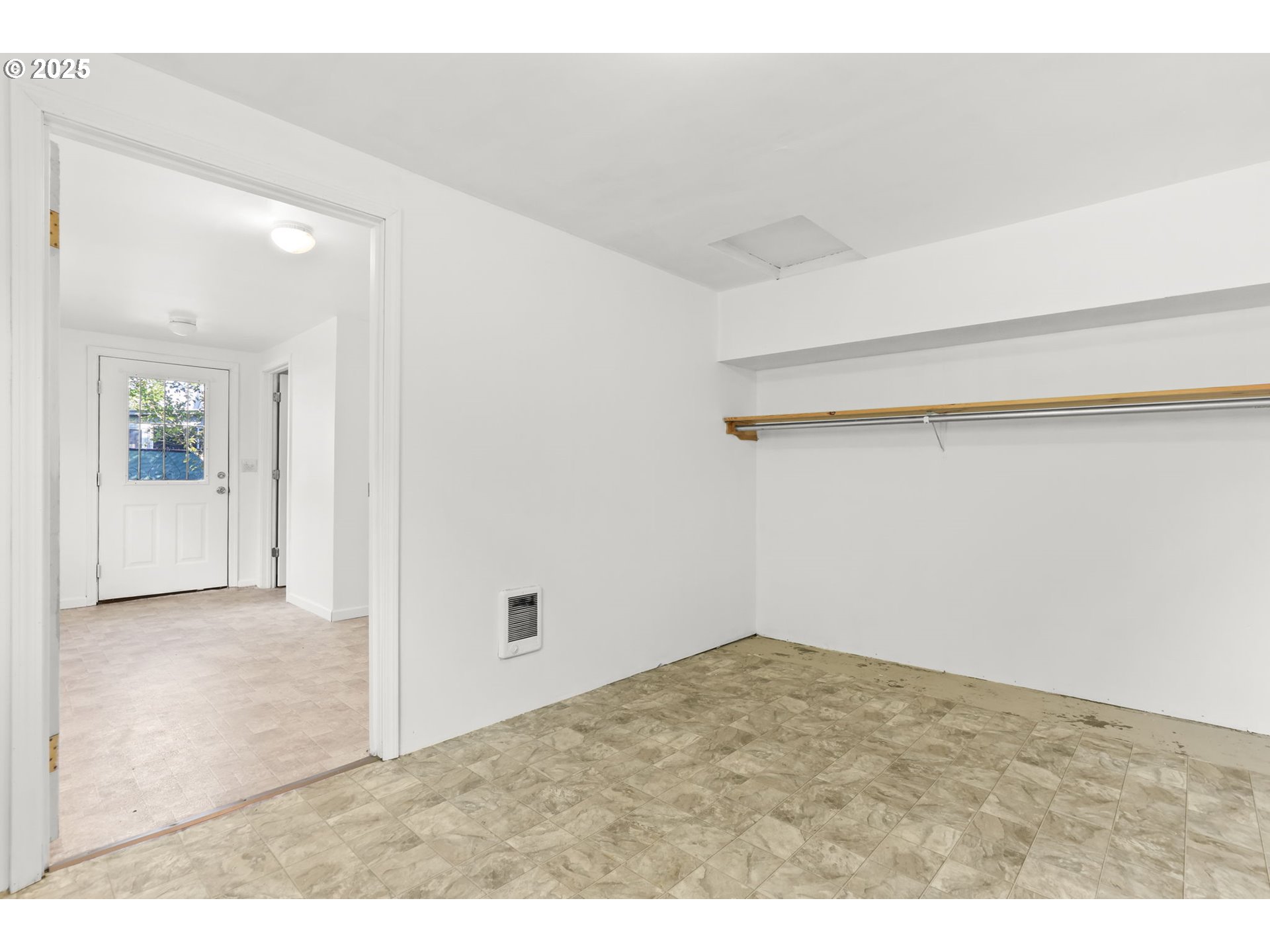 8233 Northeast Tillamook Street Portland, OR 97220 - Photo 44 of 46