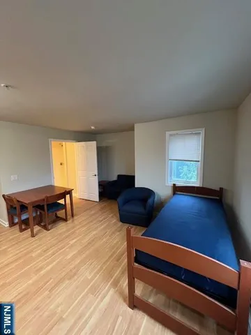 $1,350 | 169 Barclay Street, Unit 106, Paterson, NJ 07503