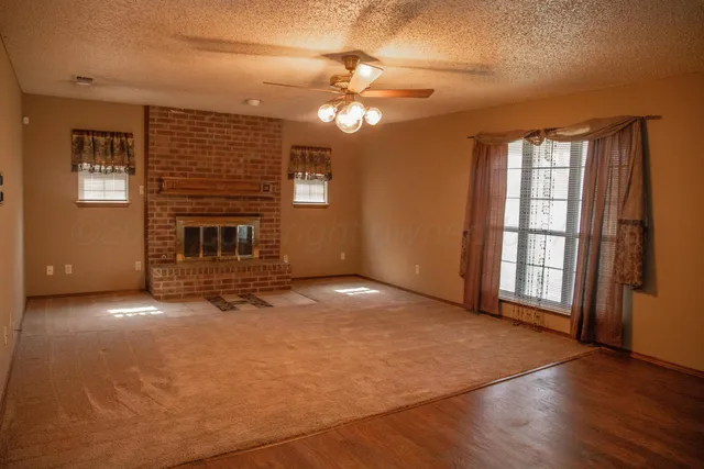 $255,000 | 900 Maple Avenue, Panhandle, TX 79068