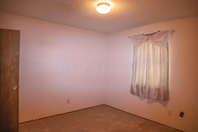 $255,000 | 900 Maple Avenue, Panhandle, TX 79068