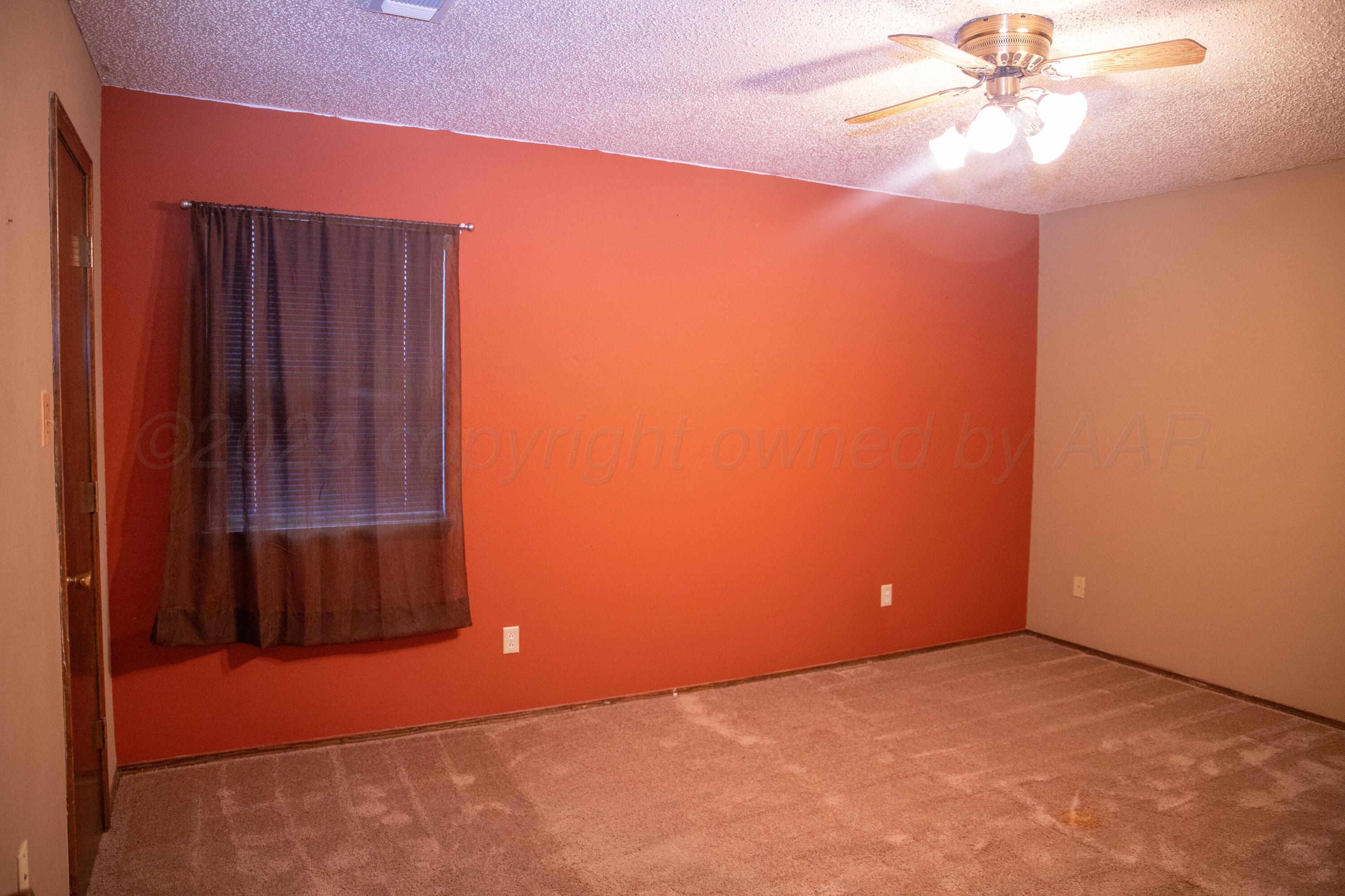 900 Maple Avenue Panhandle, TX 79068 - Photo 25 of 36 IMG_5209