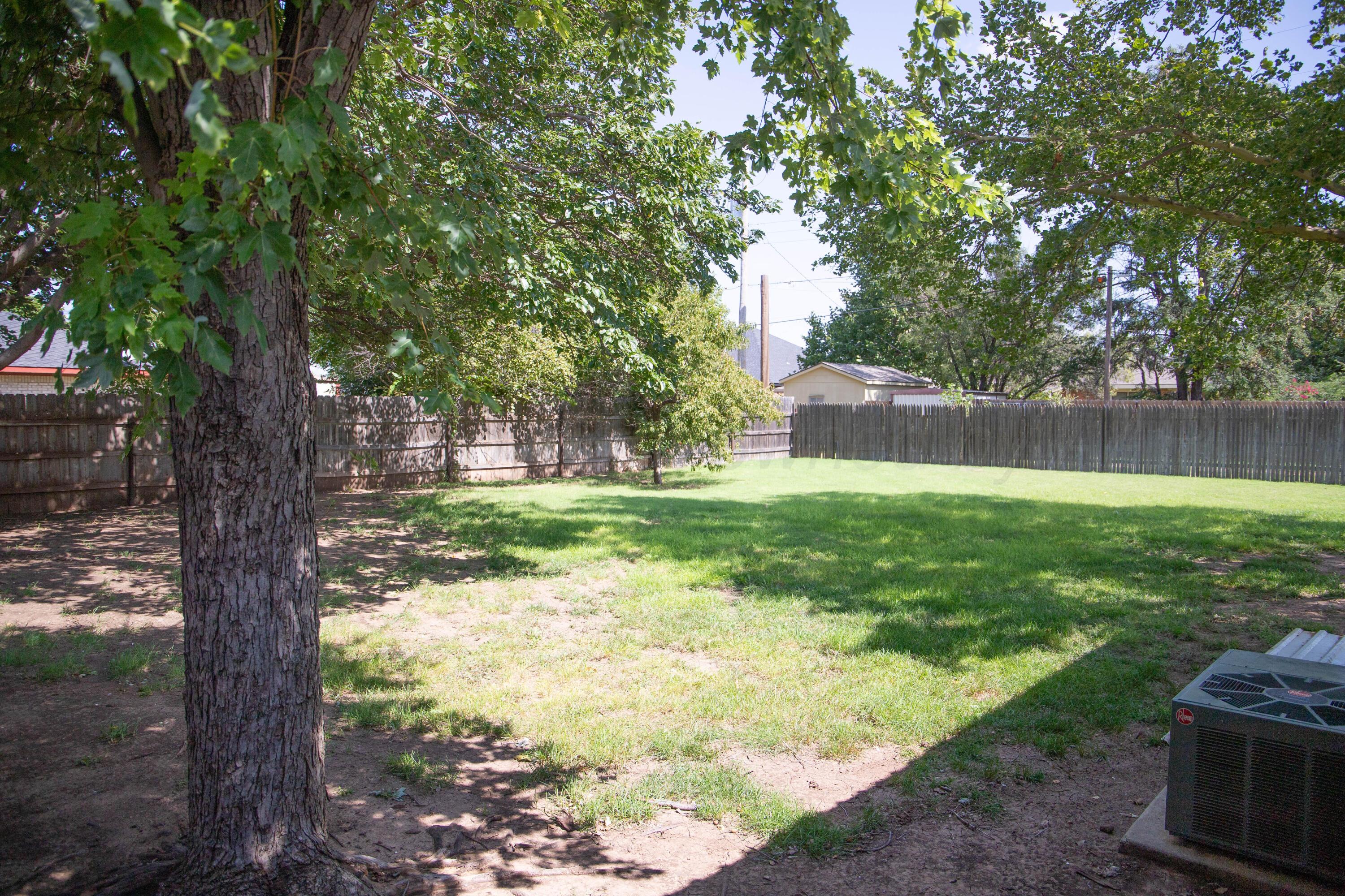 900 Maple Avenue Panhandle, TX 79068 - Photo 32 of 36 IMG_5237