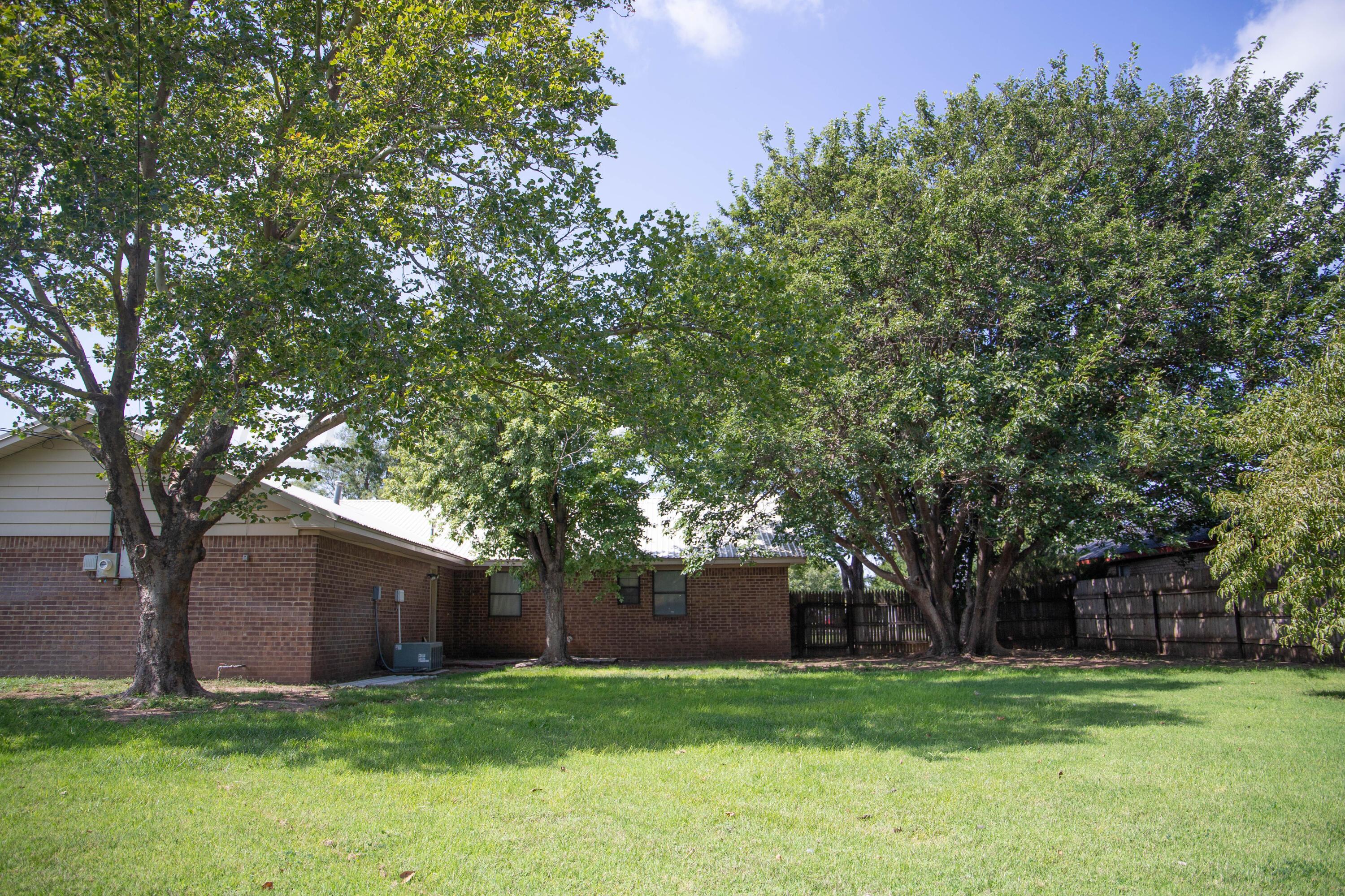 900 Maple Avenue Panhandle, TX 79068 - Photo 35 of 36 IMG_5242