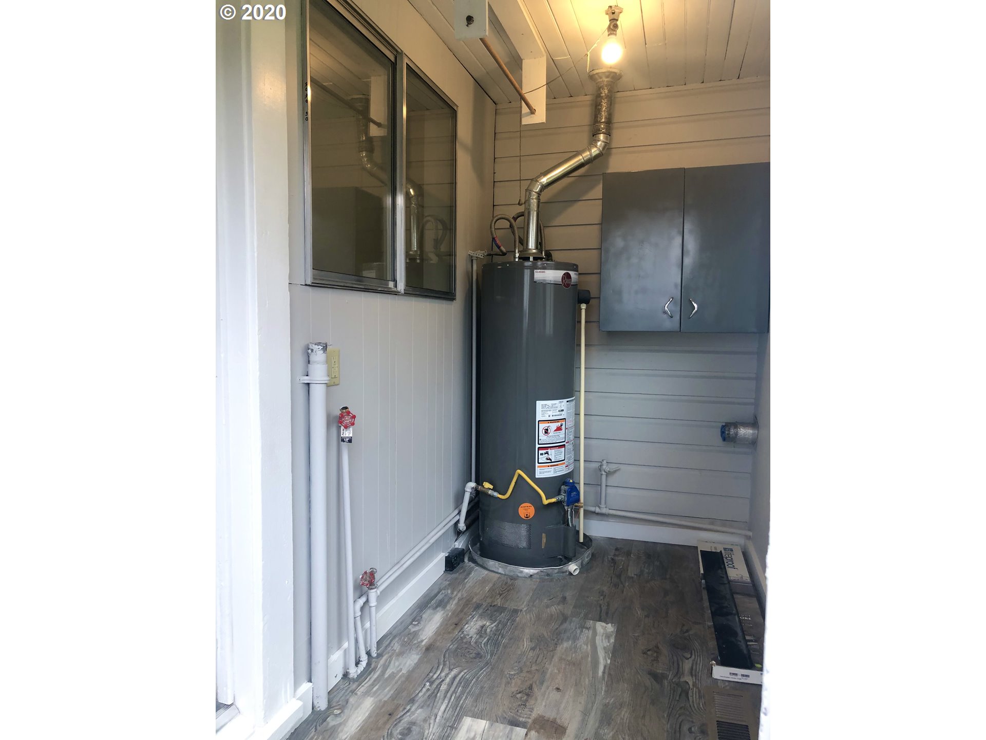415 Northwest 5th Street Pendleton, OR 97801 - Photo 13 of 16 Utility Room