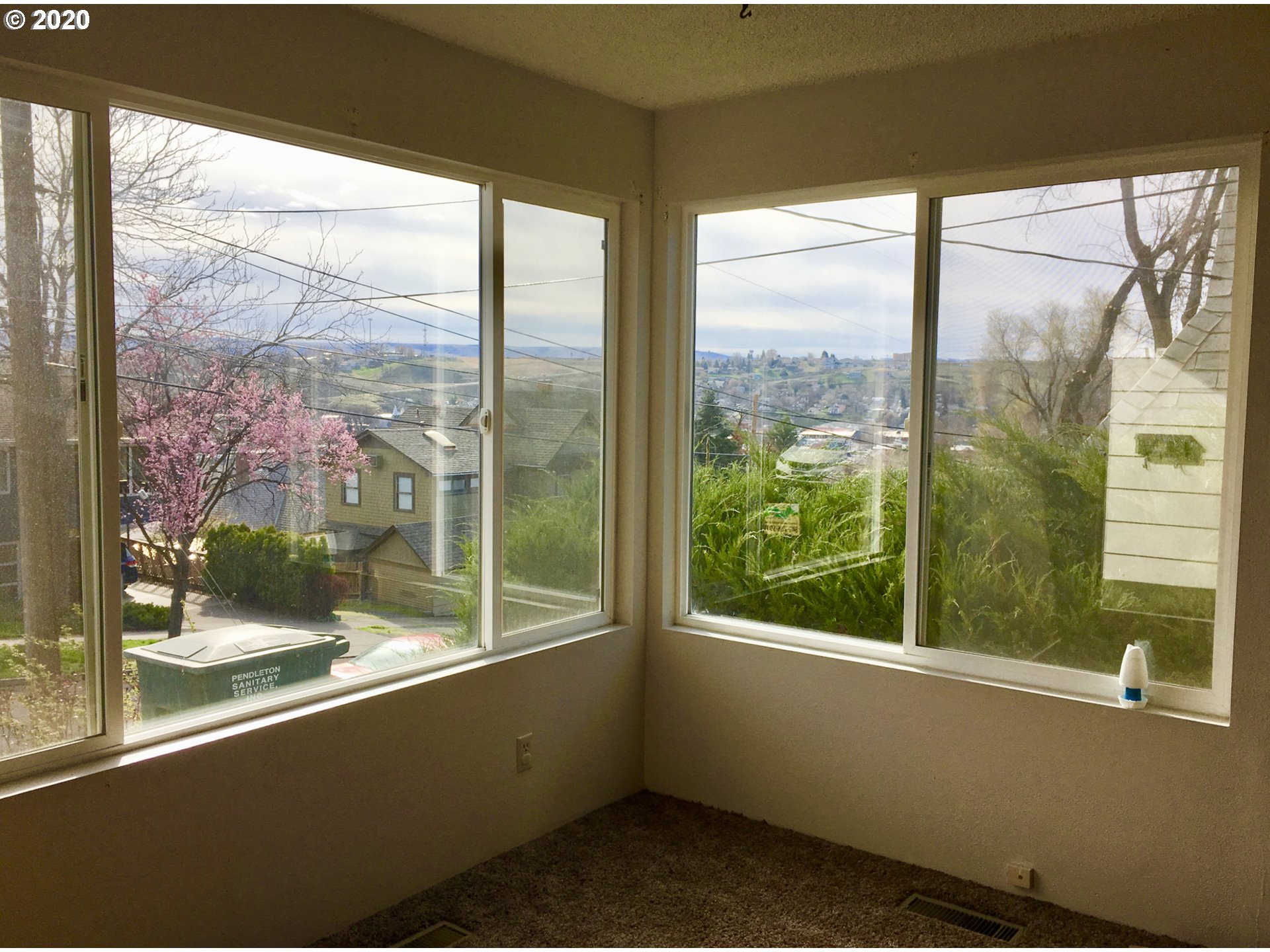 415 Northwest 5th Street Pendleton, OR 97801 - Photo 2 of 16 View